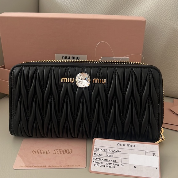 COPY - NWT Authorities Rare Miu Miu Black Quilted Leather Zipped Wallet with Cr… - Picture 2 of 10